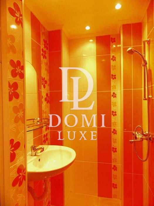 Продава се Четиристаен апартамент в Варна, Колхозен пазар - 80 кв.м за 1988 €/кв.м - Снимка #9