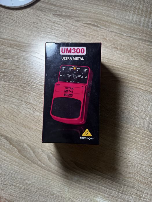 Педали для электрогитары UM300 и TO800