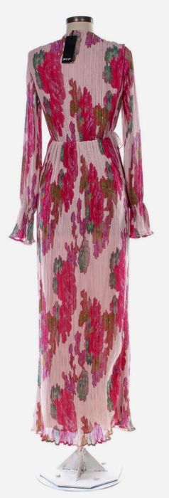 Официална рокля