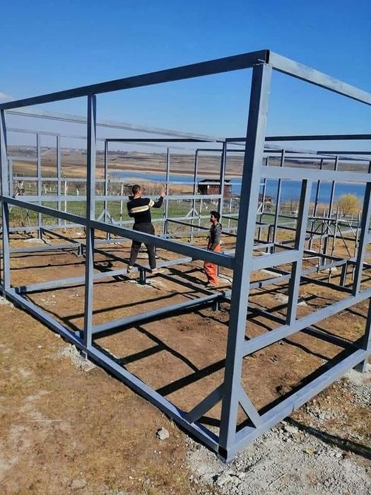 Hale Metalice, Garaje și Spații Depozitare – Construcții de la A la Z
​Căutați o soluție rapidă, durabilă și eficientă pentru spațiul dumneavoastră? R