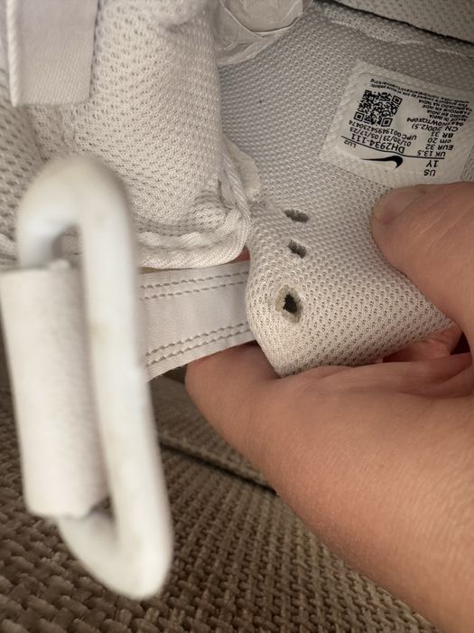 Продам кроссовки nike оригинал унисекс