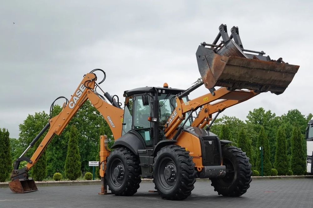 Case 965 ST / BULDOEXCAVATOR / 4X4x4 / PE ROȚI EGALE / AER CONDIȚIONAT / POWERSHIFT / Roți directoare 4WS / SET GALETE / 2020 /