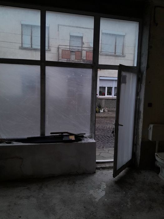 Дава се под наем Склад в Ивайловград - 20 кв.м за 76.5 € - Снимка #1