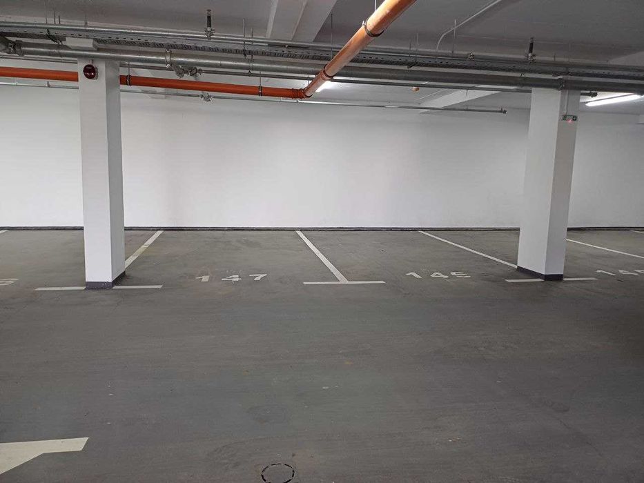 Дава се под наем Гараж / Паркомясто в Варна, Младост 2 - 13 кв.м за 91.8 € - Снимка #5