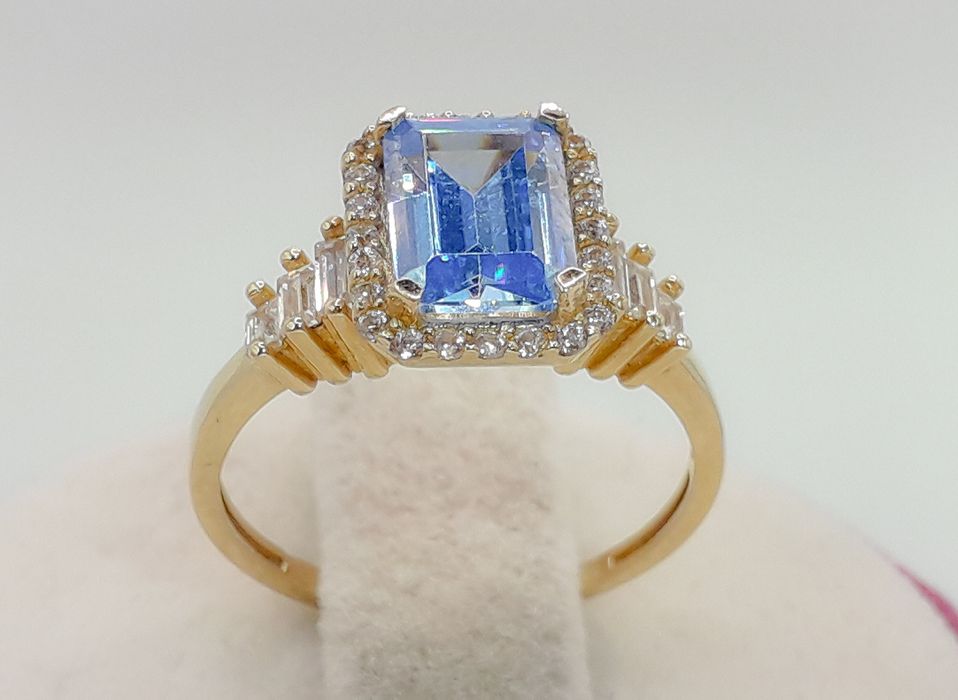 Inel din aur de 14k cu Aquamarin!