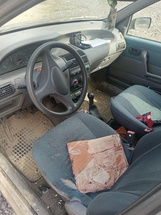 vand fiat punto 1.2 benzina acte valabile asigurare pe un an!!