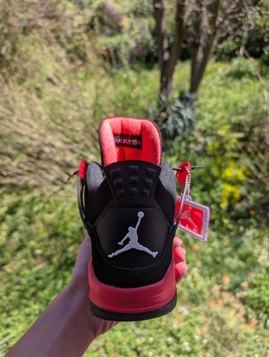 Jordan 4 Red Thunder