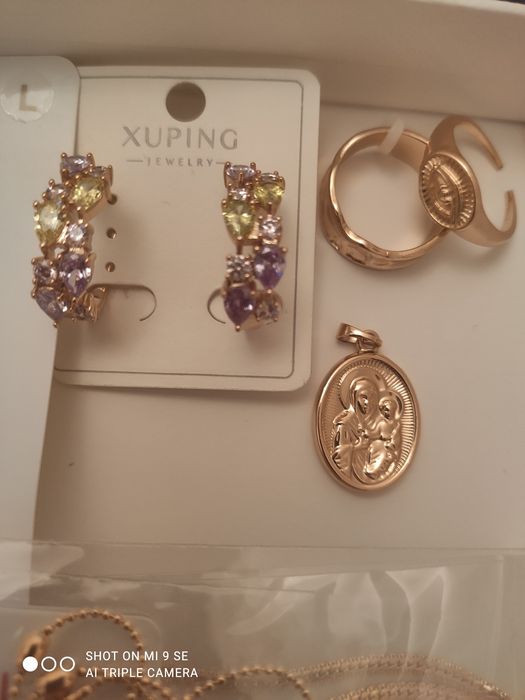 Продаю бижутерию,привозная,новая