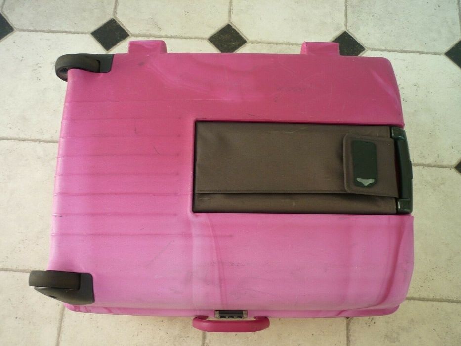 Valiza troller mare plastic dur ABS Samsonite roz, ciclame