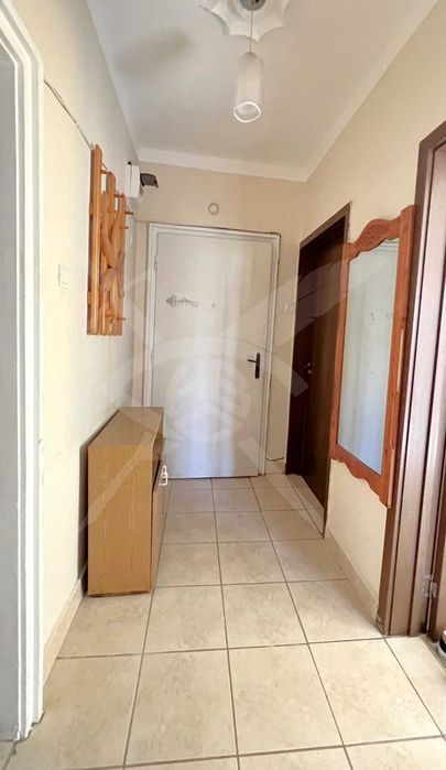 Дава се под наем Тристаен апартамент в Бургас, Възраждане - 107 кв.м за 428.91 € - Снимка #8