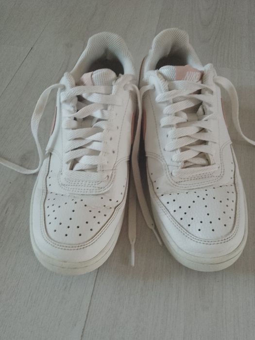 Сникърси Nike  Court Vision 38