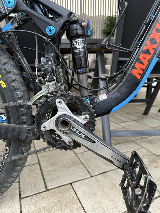 Bicicleta full suspension, xt slx dropper shock , giant reign