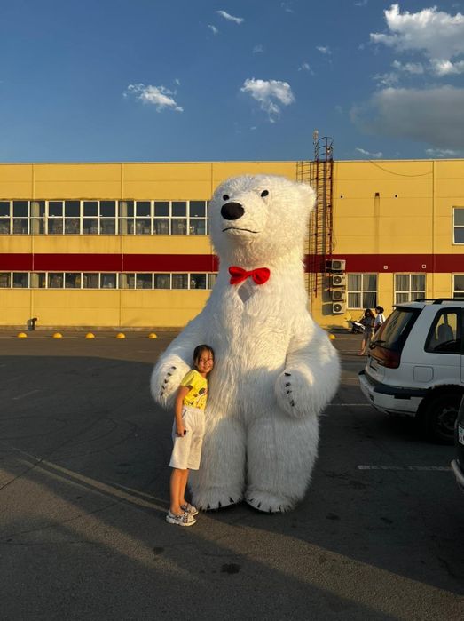 УМКА Поздравляет  Белый Мшк