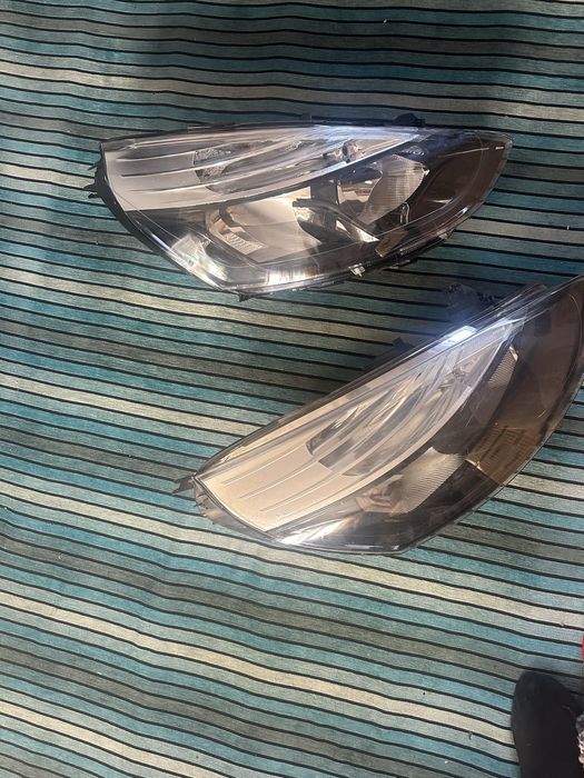 Faruri Renaul Clio 2016