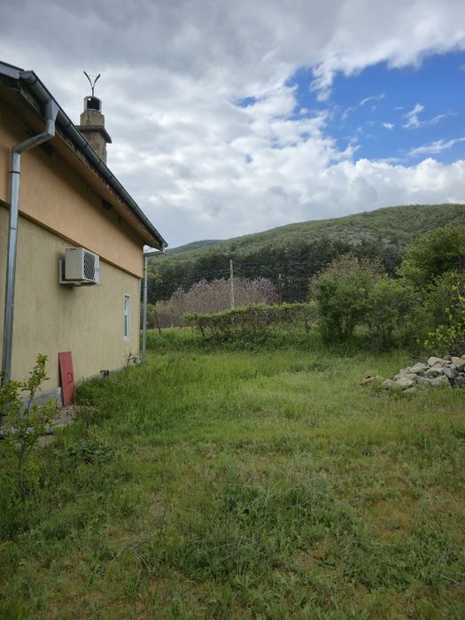 Продавам къща в с. Ясеново (Казанлък)