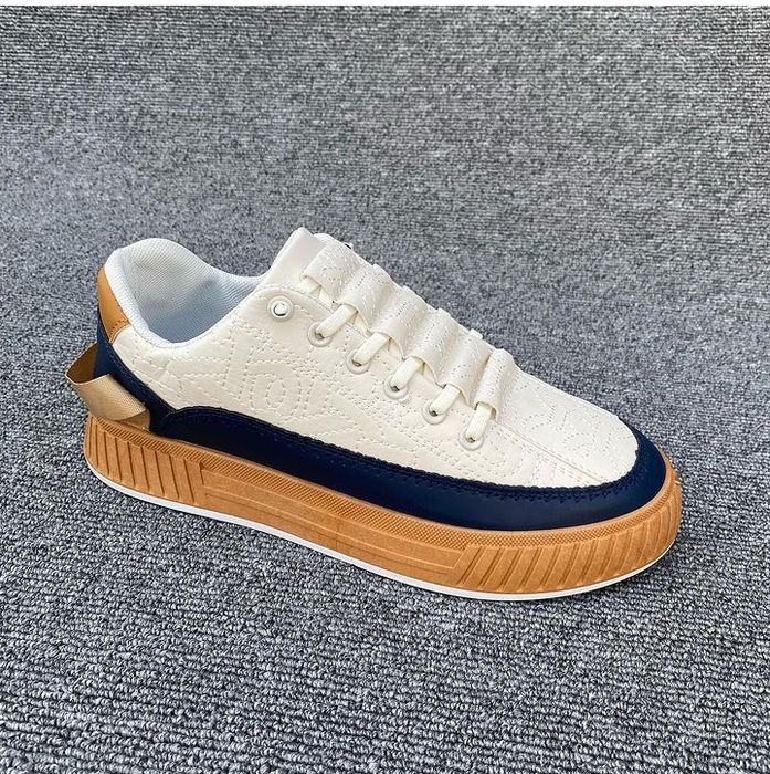 Xitoy sifatli oyoq kiyimlari