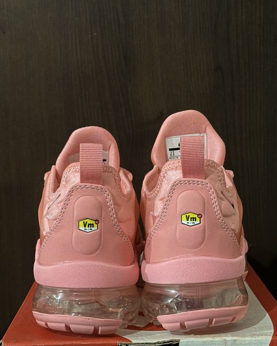 Nike Air VaporMax Plus “Pink Foam”