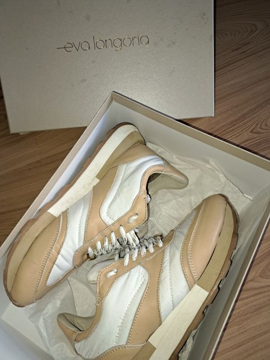 Сникърси Естествена кожа