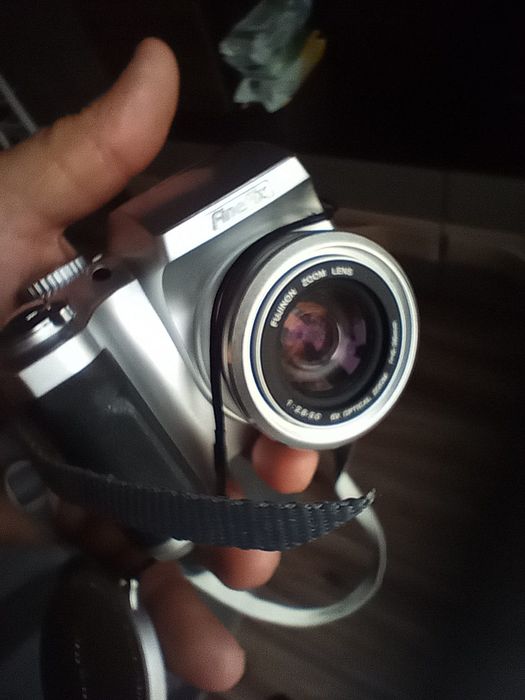 Cameră foto digitală Fuji film finepix S304