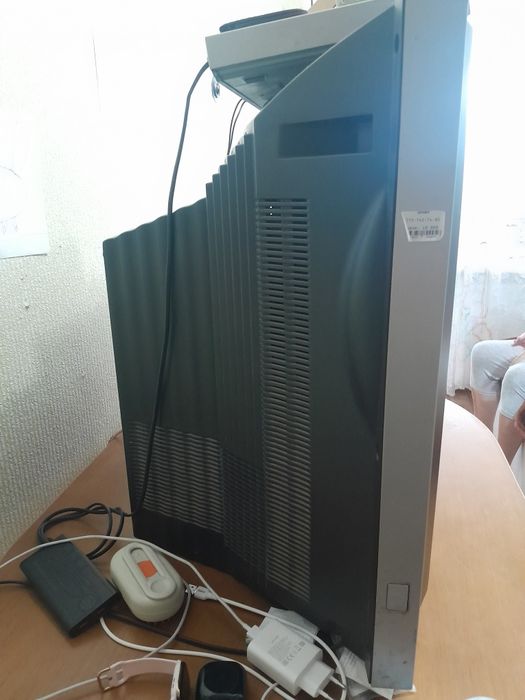 Продам телевизор LG