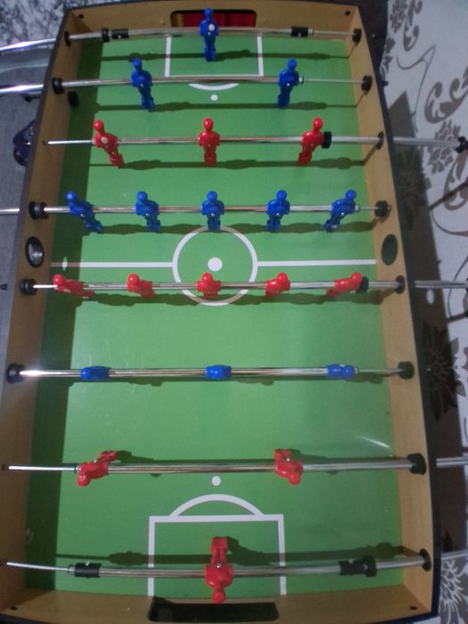 Vand Masa de Football