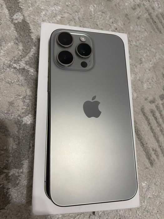 Продам lphone 15 pro Max