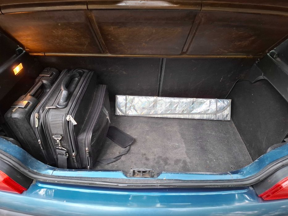 Peugeot 106 в очень хорошем состоянии