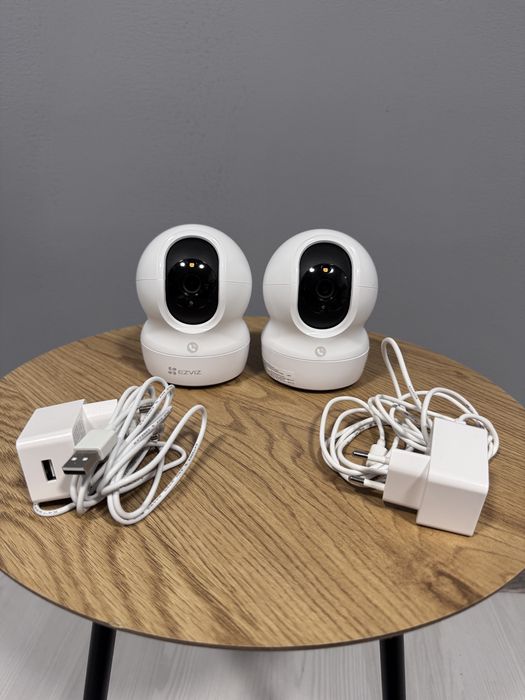 Смарт вътрешни камери EZVIZ CP1 Pro – 2 броя (2K резолюция)