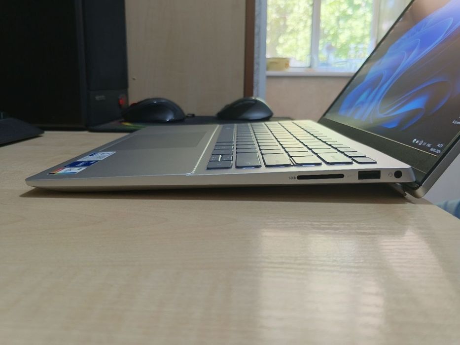 DELL Inspiron 5420 14"IPS 2.2K/Core i7-1255U (12 CPUs)/16GB/512GB NVMe