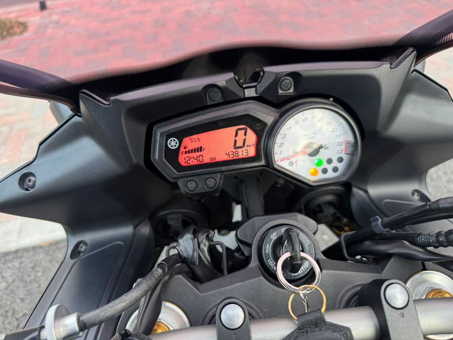 Se vinde Yamaha FZ8