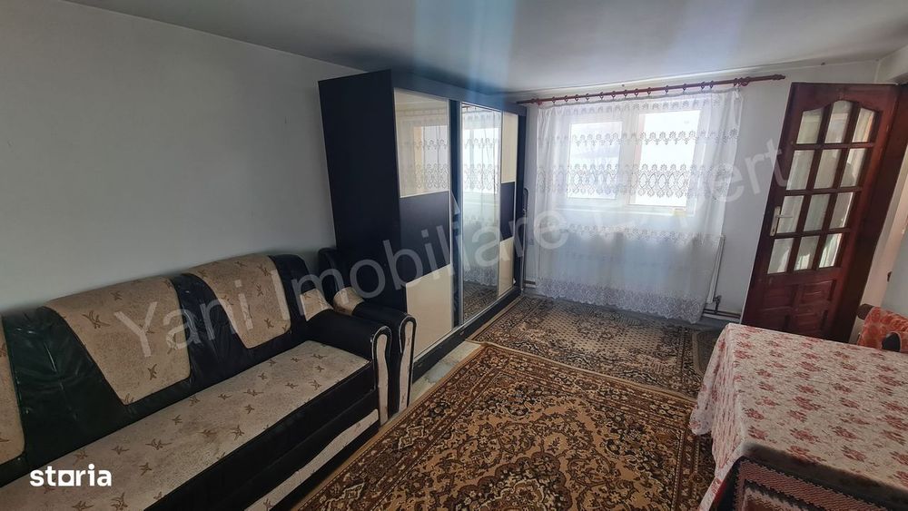 Casă de vânzare în comuna Valea Iașului, județ Argeș.