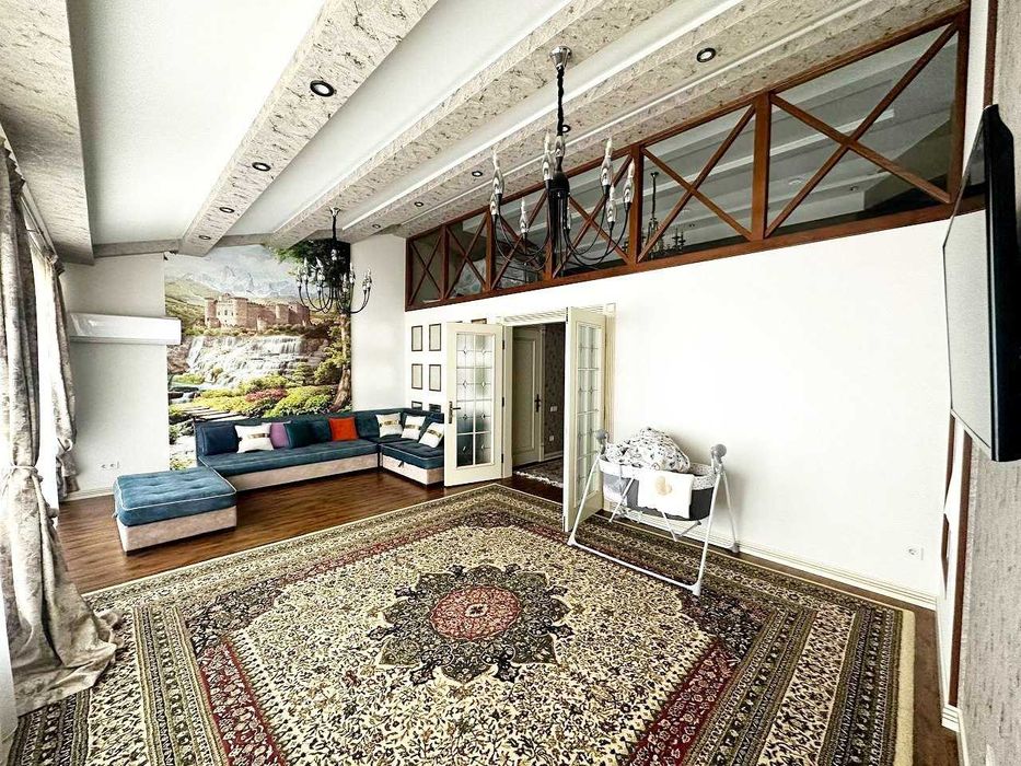 Дуплекс 5/7/8, 178м2, Не торц, Кирп, Свкозная. Ор-р: Туркистон метро