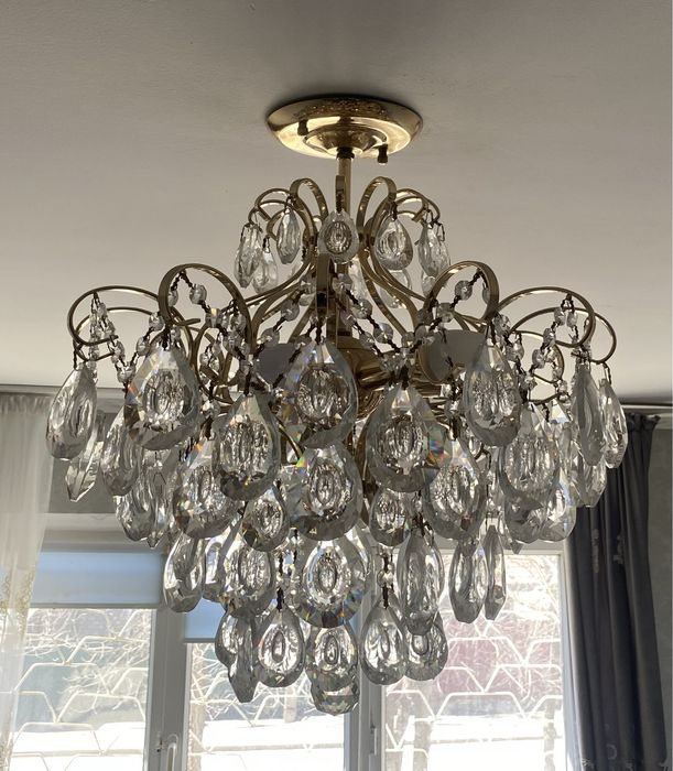 Люстра отличный