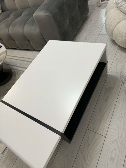Măsuță de cafea modernă – alb/negru