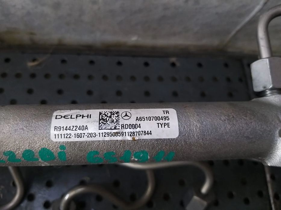 Rampa injectoare 2.2 cdi mercedes c class w204 a6510700495 r9144z240a