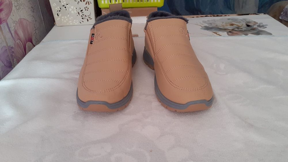 Продам ботинки 44 размер