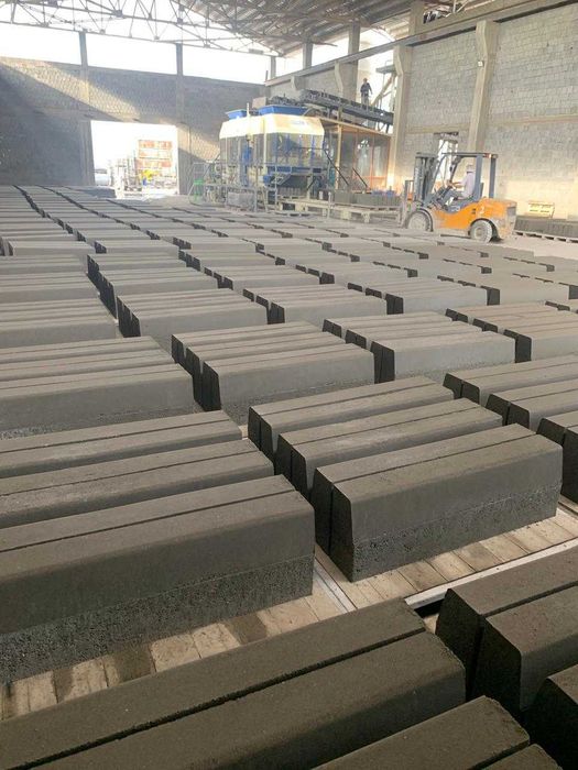 Бордюр дорожный 100х30х15