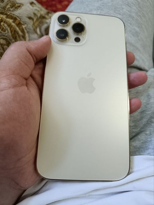 Iphone 12pro max Gold