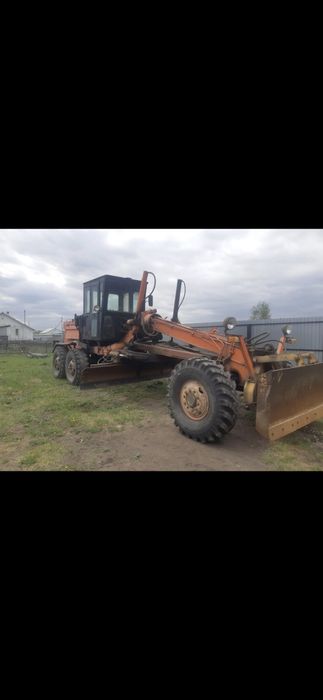 Автогредир продам