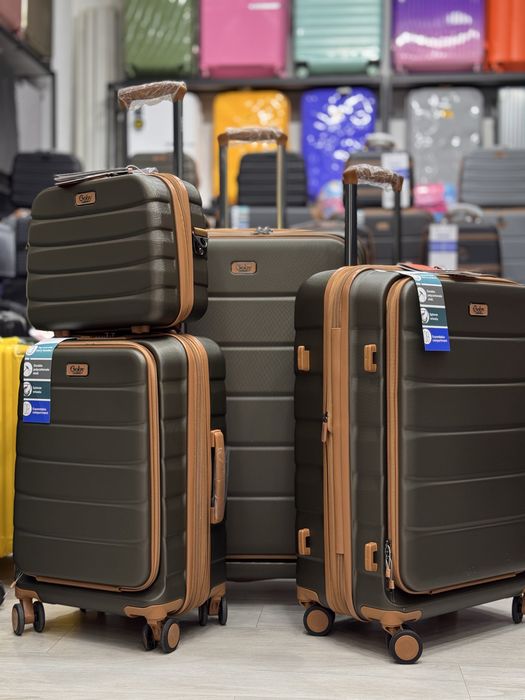 Английские чемоданы Goby london mars из поликарбоната