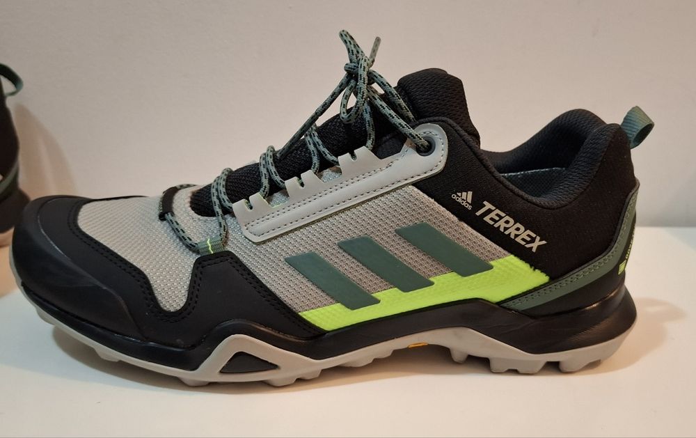 Adidas terrex AX3 GTX