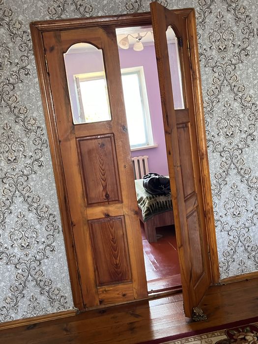 Б/у Продаются деревянные двери