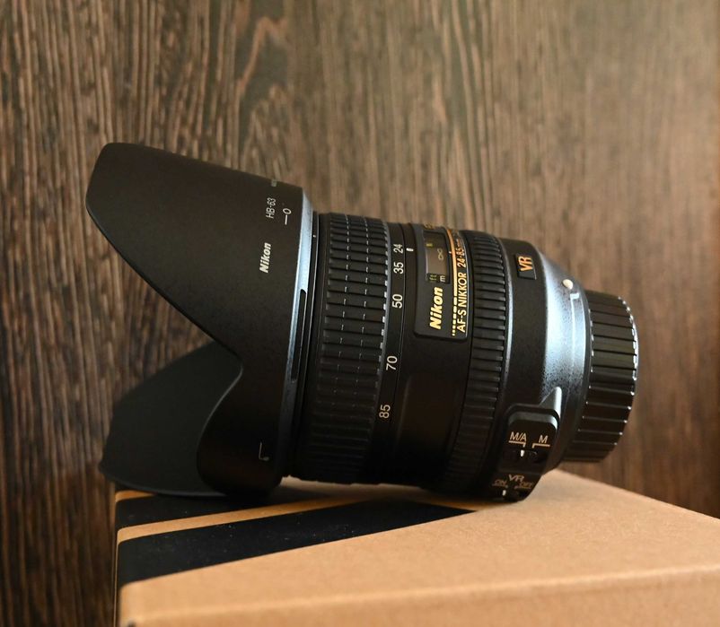 Обектив Nikon AF-S FX NIKKOR 24-85mm f/3.5-4.5G ED VR