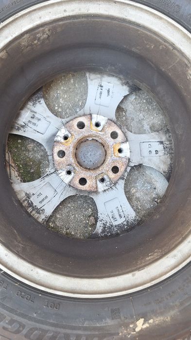 Зимни Гуми с Джанти Bridgestone