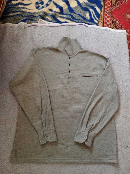 Продам мужскую рубашку-поло