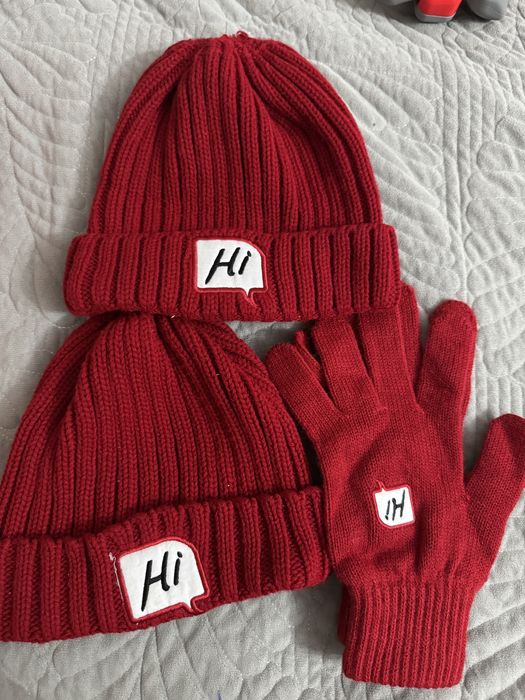 Продам шапку и перчатки