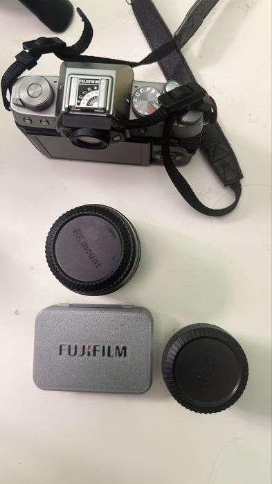 Фотоаппрат Fujifilm xt-100