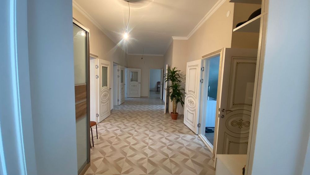 Продаётся дом в районе Парка Победы