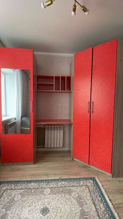 Продам гарнитур для детской