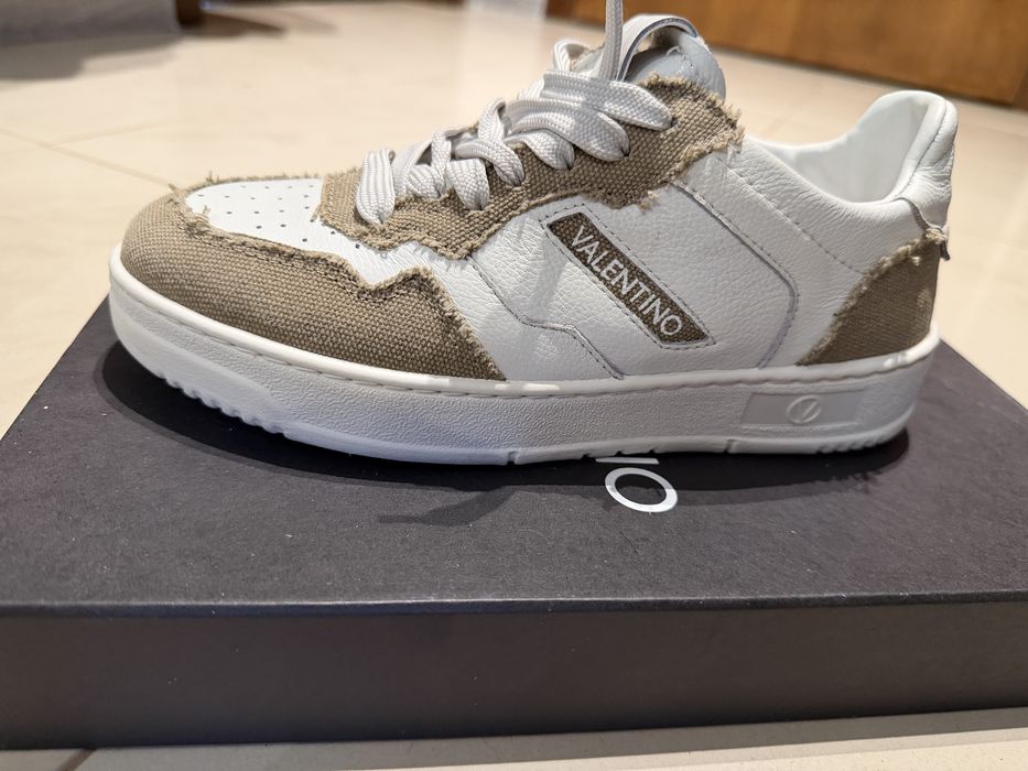 Дамски кецове Valentino